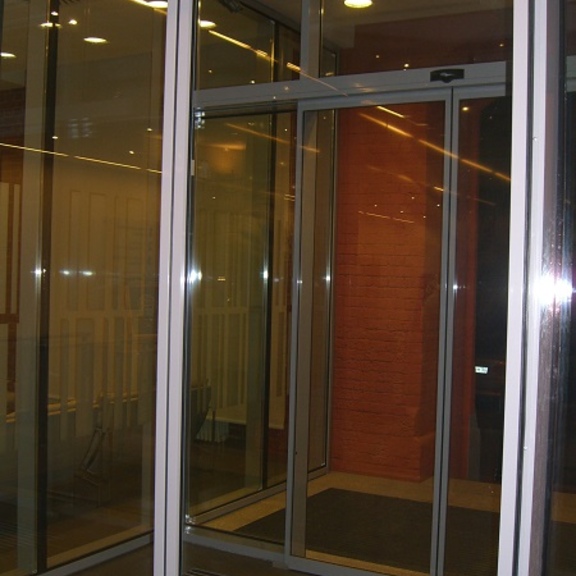 г. Москва, 4-ый Голутвинский переулок, Офисное здание Лореаль-9